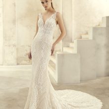 KELDA wedding dress: St. Patrick Collection 2021 Paris