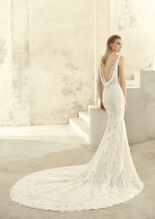 KELDA wedding dress: St. Patrick Collection 2021 Paris