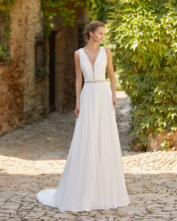 Robe de mariée MANDER Alma Novias collection 2022: Boutique Paris