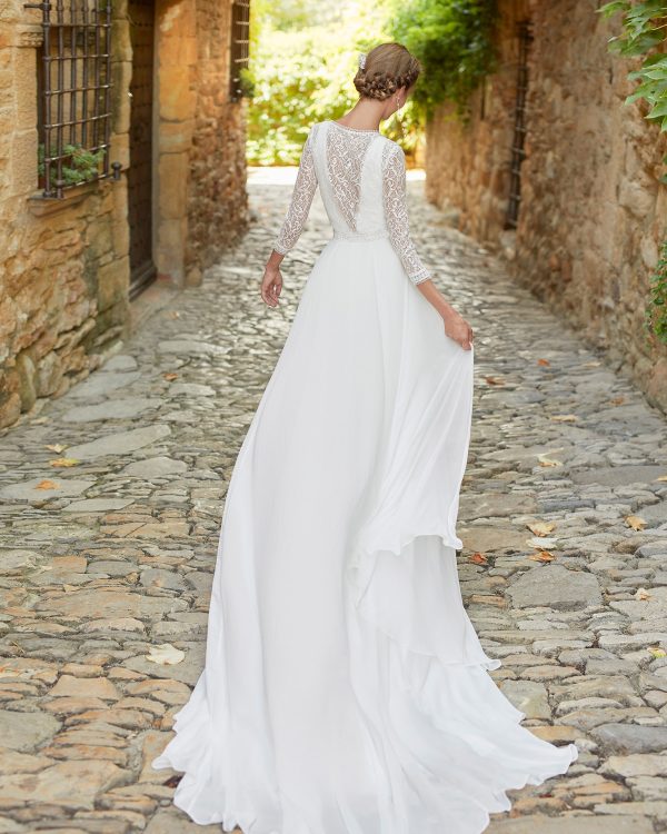 Robe de mariée MANDER Alma Novias collection 2022: Boutique Paris