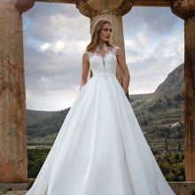 Robe de Mariée MAAT Nicole collection 2022 | Boutique Paris