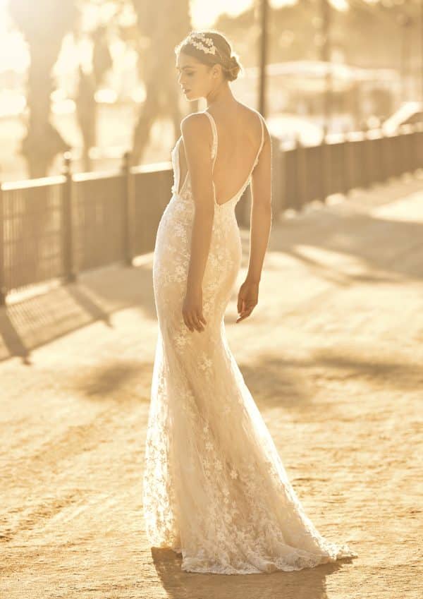 MARLI  Wedding Dress Pronovias collection 2023 | Paris Boutique