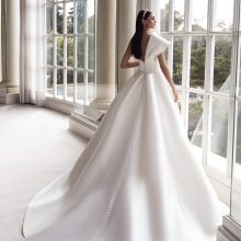 Robe de Mariée SEDNA- Pronovias collection 2023 | Mariée Parisienne