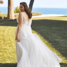 SAMBA Wedding Dress Pronovias collection 2023 | Paris Boutique