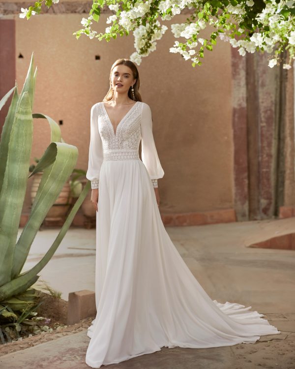 Robe de mariée LIZ Alma Novias collection 2024: Boutique Paris