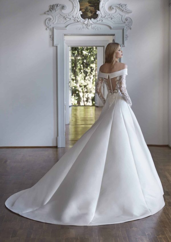 Robe de Mariée ALIRA Nicole Milano collection 2024| Boutique Paris