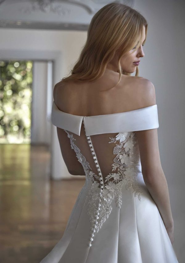 Robe de Mariée ALIRA Nicole Milano collection 2024| Boutique Paris