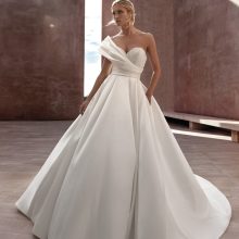 LUISE Wedding Dress Pronovias collection 2024