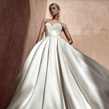 LUISE Wedding Dress Pronovias collection 2024