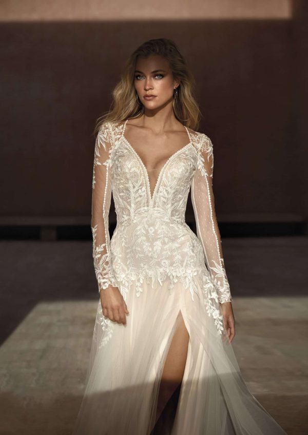 Robe de Mariée MILANIS Pronovias collection 2024| Paris