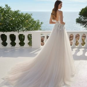 PERLA Wedding Dress Aire Barcelona Collection 2025| Paris Boutique