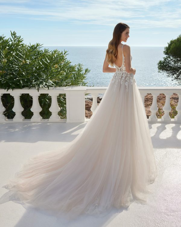 PERLA Wedding Dress Aire Barcelona Collection 2025| Paris Boutique