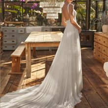 UMARI Wedding Dress Aire Barcelona Collection 2025| Paris Boutique