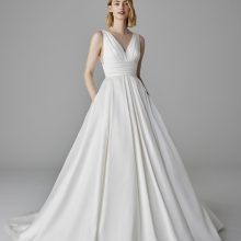 Robe de Mariée LUMINEUSE Pronovias collection 2025| Paris