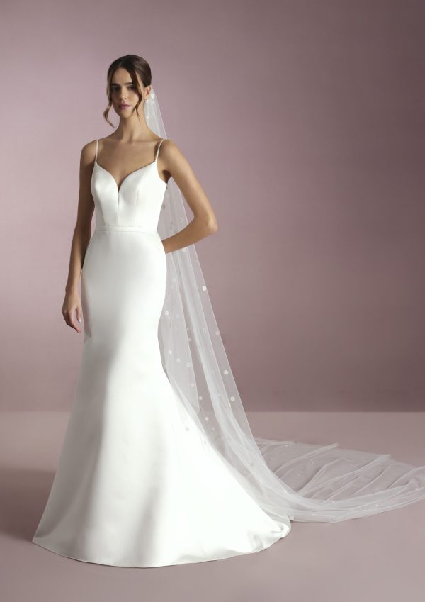 Robe de Mariée SAPPORO White One Collection 2025| Paris