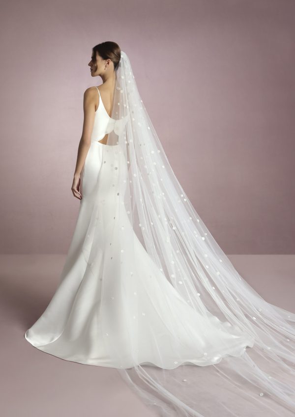 Robe de Mariée SAPPORO White One Collection 2025| Paris