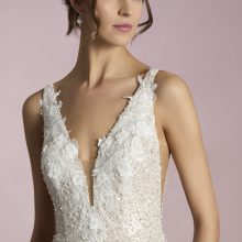 Robe de Mariée TAKARA White One Collection 2025| Paris