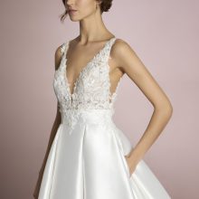 UMI Wedding Dress White one Collection 2025 Paris Boutique