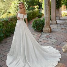 Robe de mariée DOLMA Adriana Alier collection 2025: Paris