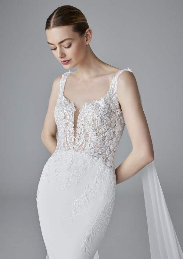 ALIX Wedding Dress Pronovias collection 2025| Boutique Paris