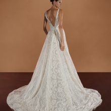 NETHRA Wedding Dress Pronovias Privee collection 2025 | Paris Boutique