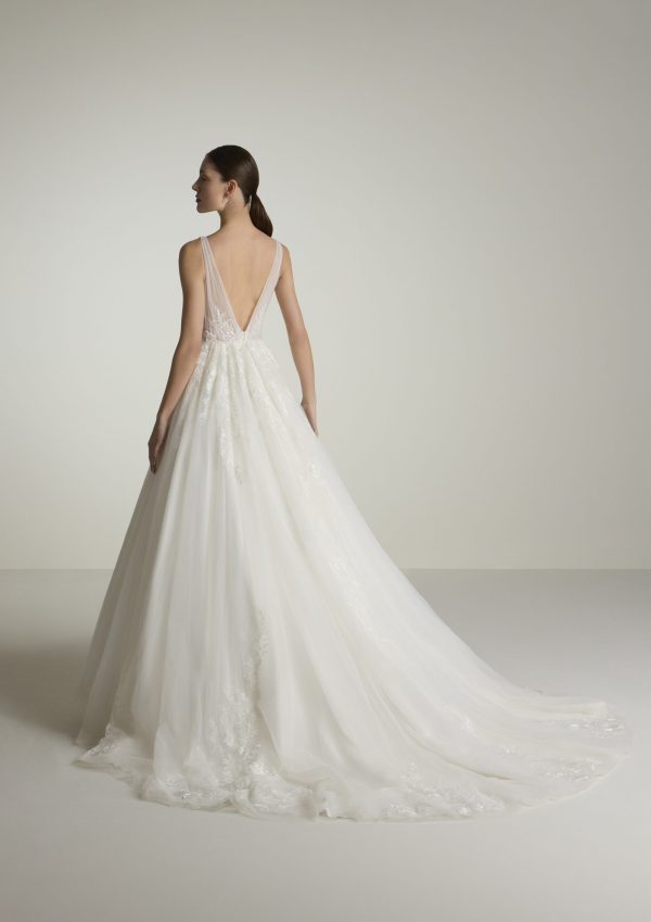 Robe de mariée SONATTA San Patrick collection 2025 | Paris