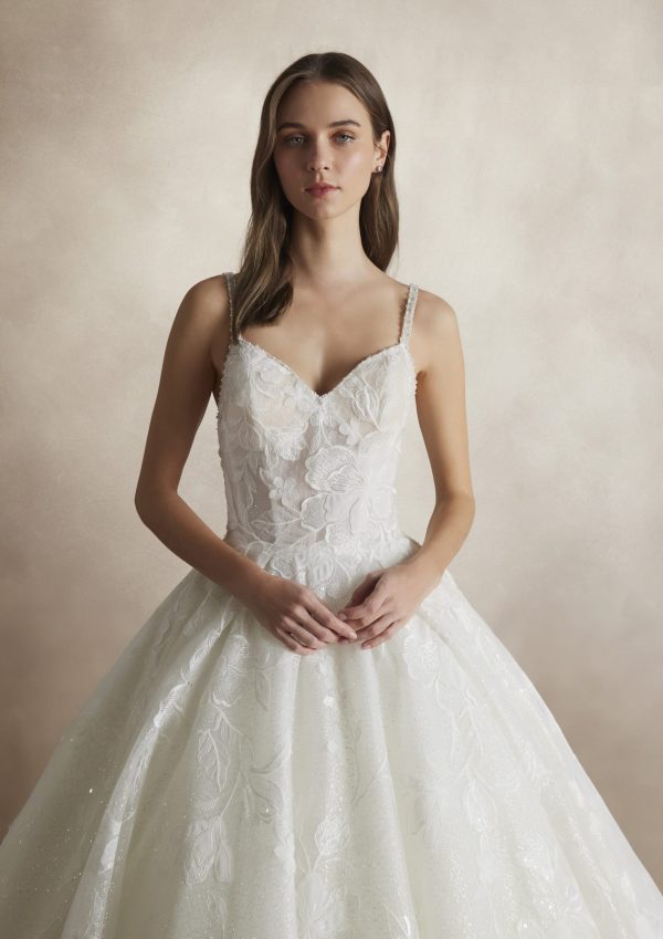 Robe de Mariée ZAILA Nicole Milano collection 2025| Paris