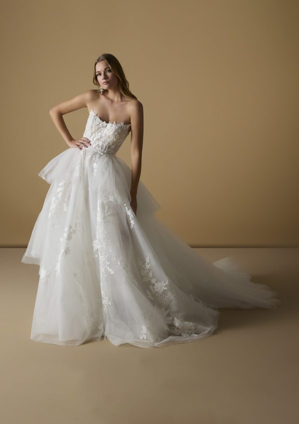 Robe de Mariée OIFE Nicole Milano collection 2025| Paris