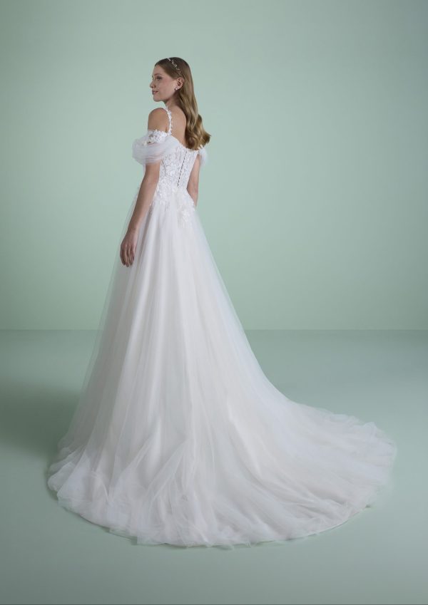 SINOE Wedding Dress Colet Collection 2025| Paris Boutique